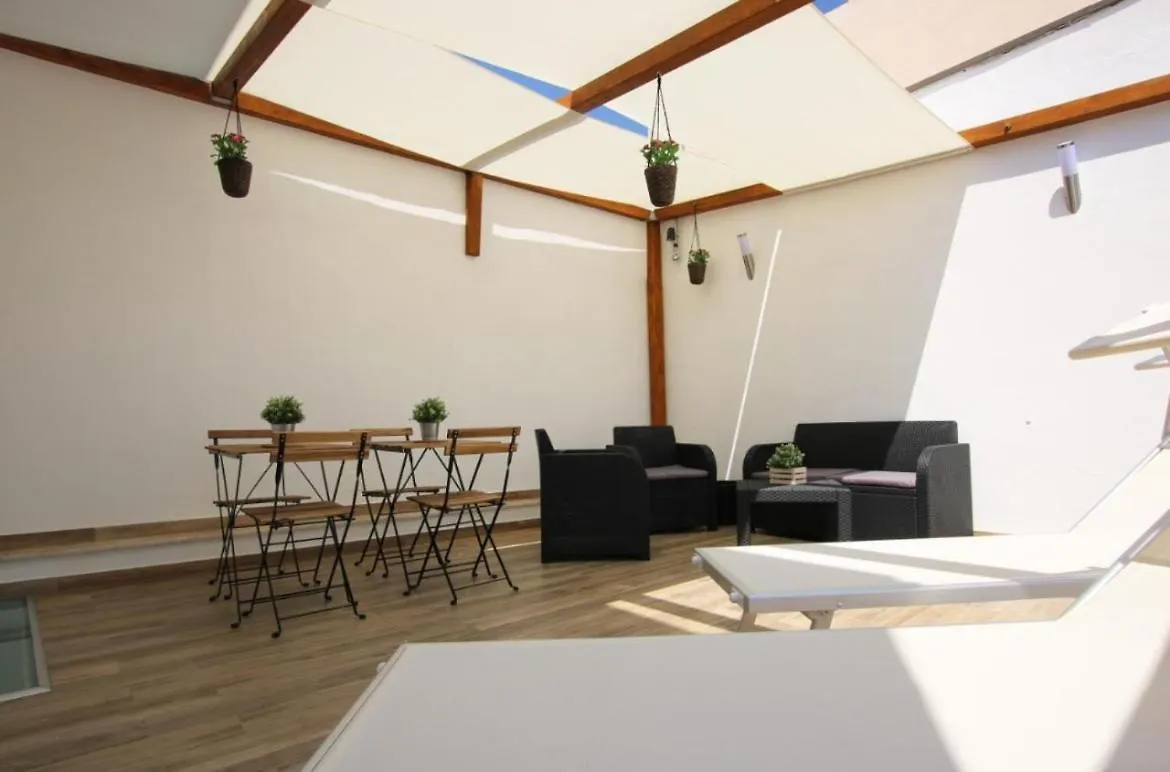 I Sogni Di Ludo Open Space Syracuse 0*,  Italy